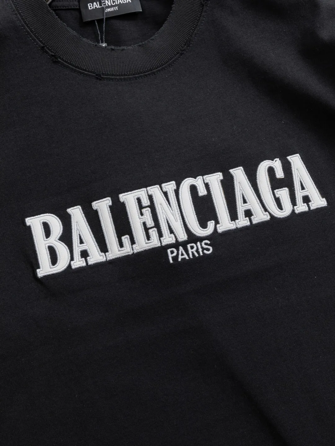 P100✨🔥 [BALENCIAGA] 2026FW short-sleeved T-shirt Premium 26s double yarn 300g fabric embroidery fraying process Color: Black White Red Size: S M L XL 2XL